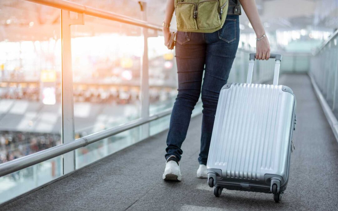 Astuces pour voyager léger avec Samsonite : La valise idéale